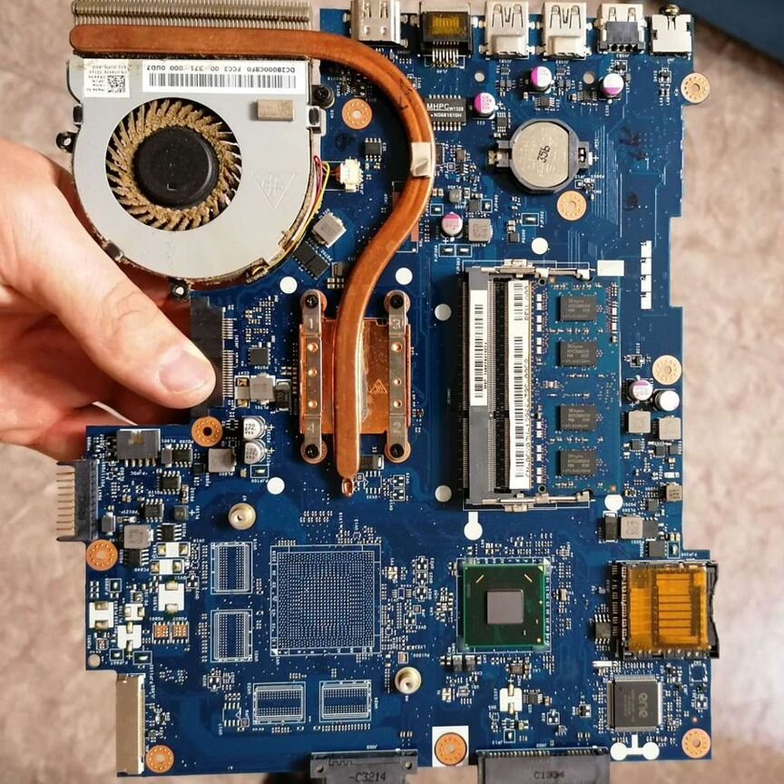 Материнская плата Dell 3521 LA-9104P