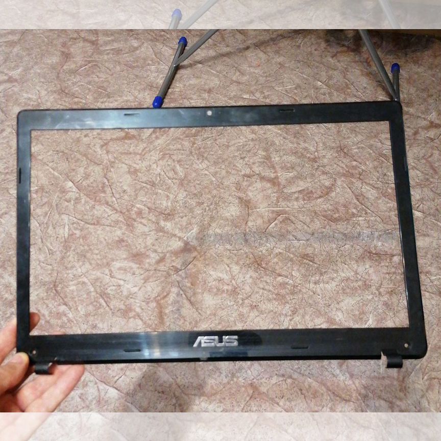 Рамка матрицы Asus x53u