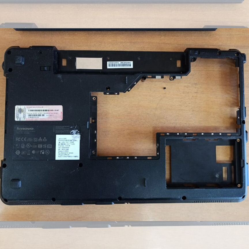 Поддон для ноутбука Lenovo G555