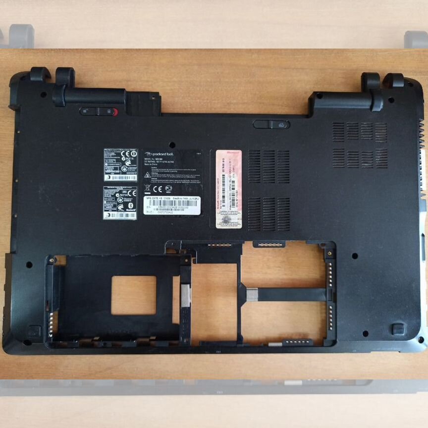 Корпус нижний, поддон на Packard Bell MS2300