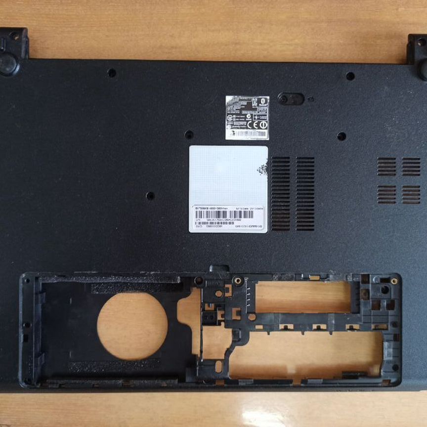 Поддон для ноутбука Acer E1-522