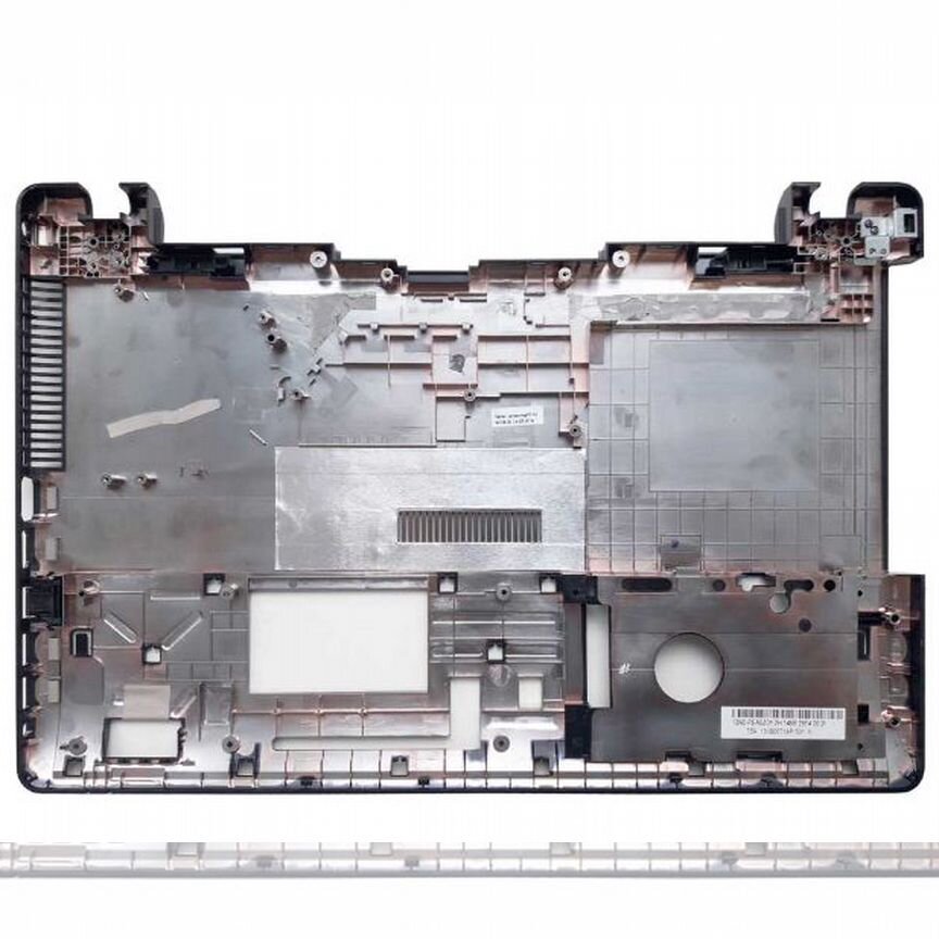 Нижняя часть корпуса (поддон) Asus x552m