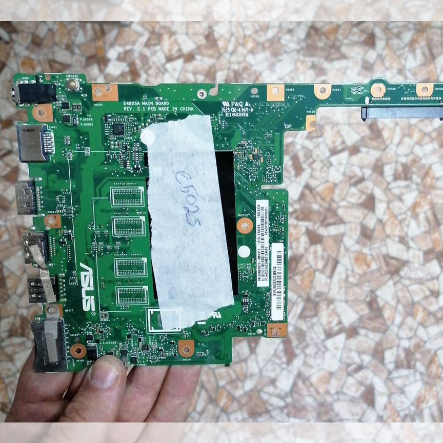 Материнская плата Asus e502s