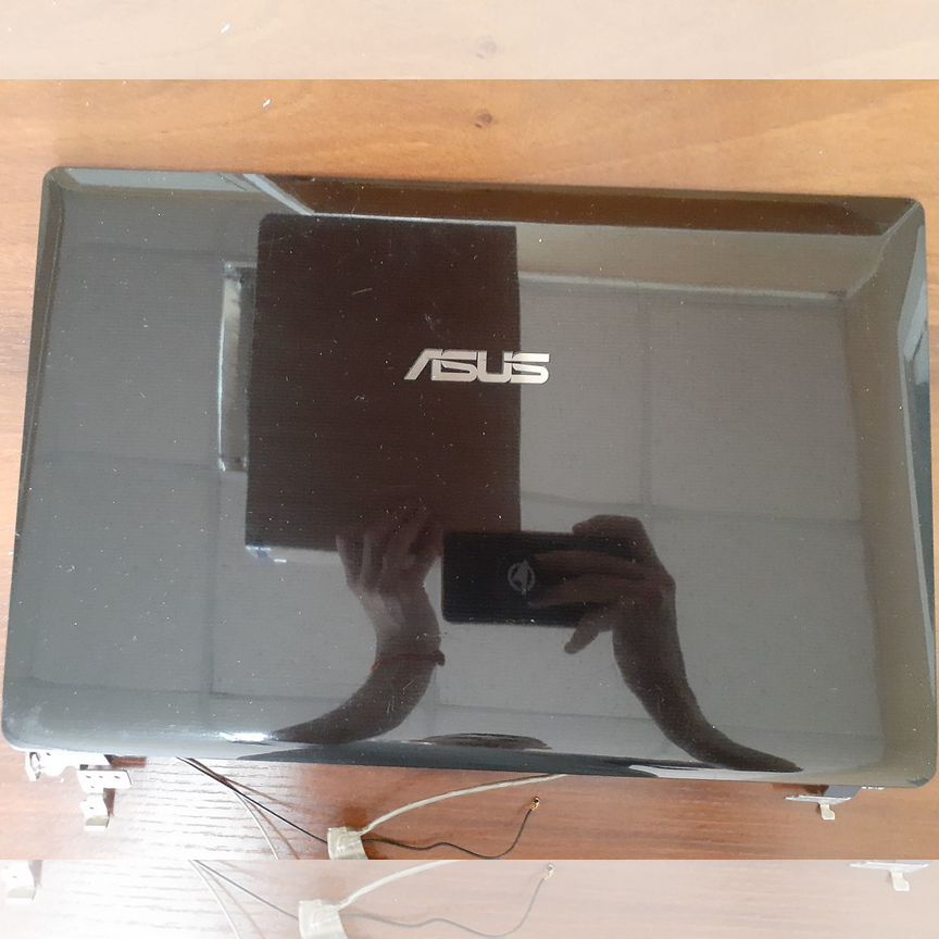 Крышка матрицы Asus X53U