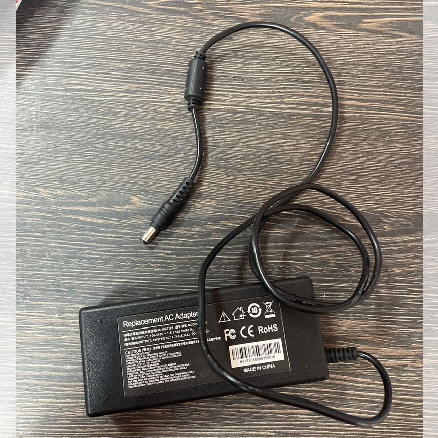 Блок питания для ноутбука Toshiba