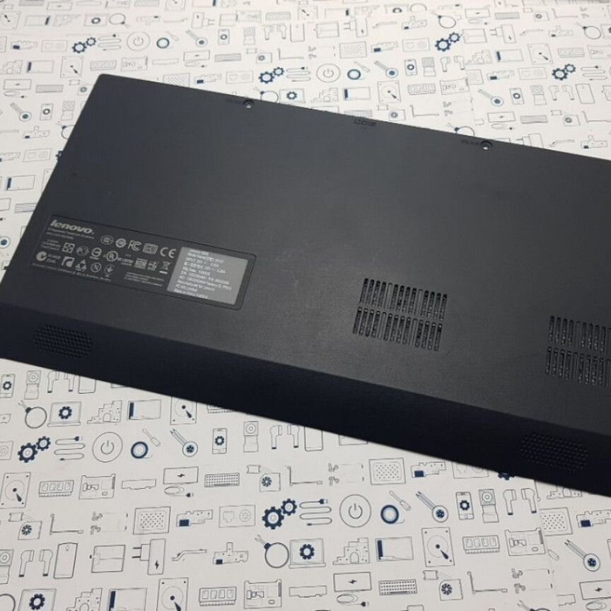 Сервисная крышка Lenovo G580(20150) G585(20137)