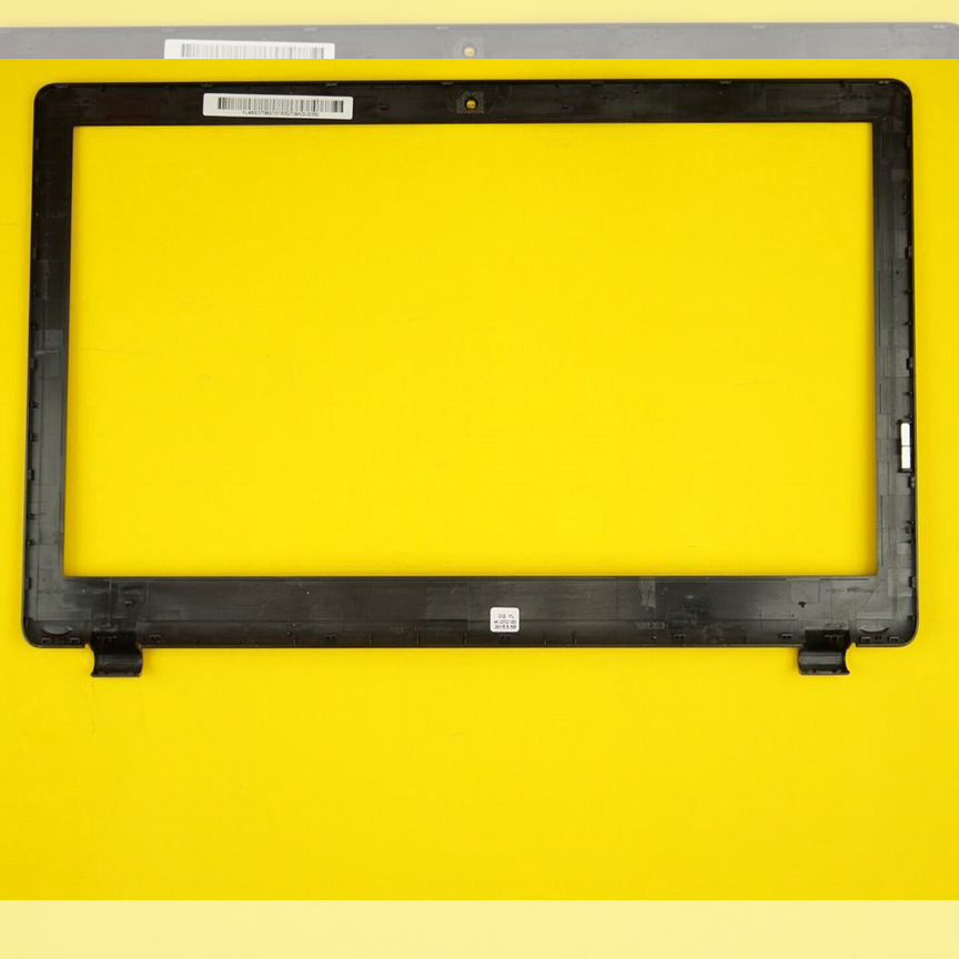 Рамка матрицы Acer Aspire ES1-512