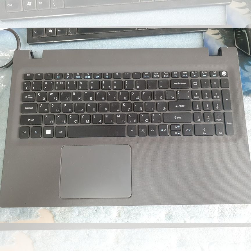 Топкейс Acer Aspire F5-571 / N15Q1
