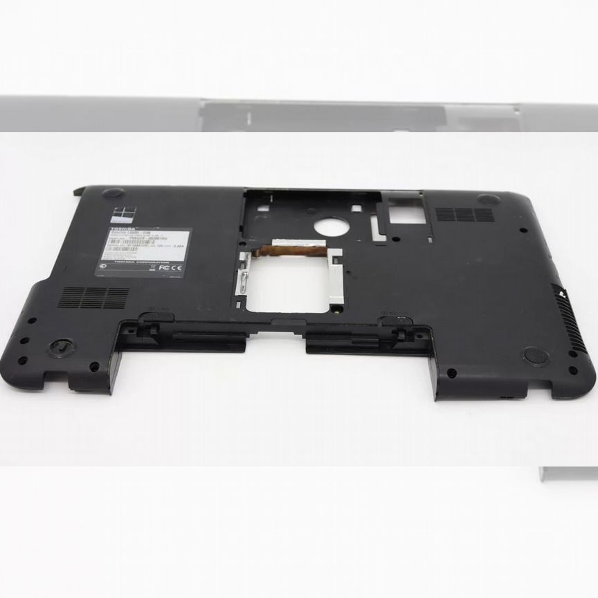 Toshiba C850-C1K Поддон