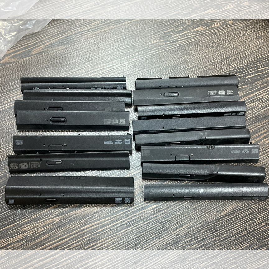 Заглушки дисковода для ноутбуков и дисководы
