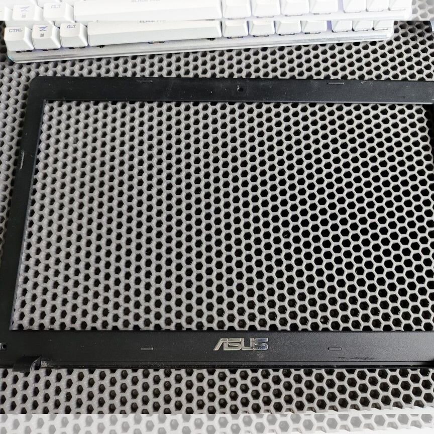 Рамка матрицы Asus K55VD