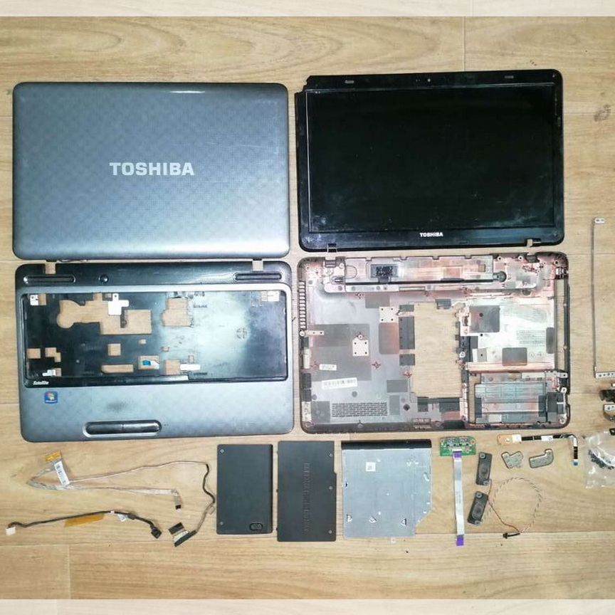 Ноутбук Toshiba L755D-11W Разбор ремонт Запчасти
