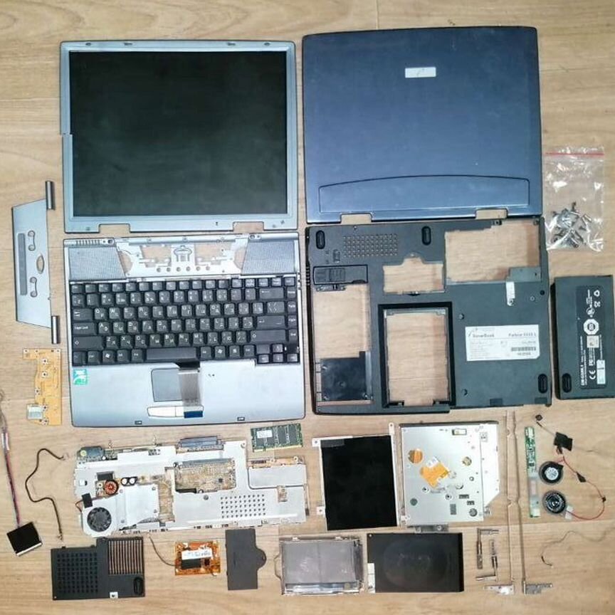 Ноутбук RoverBook Partner E418L Разбор Запчасти