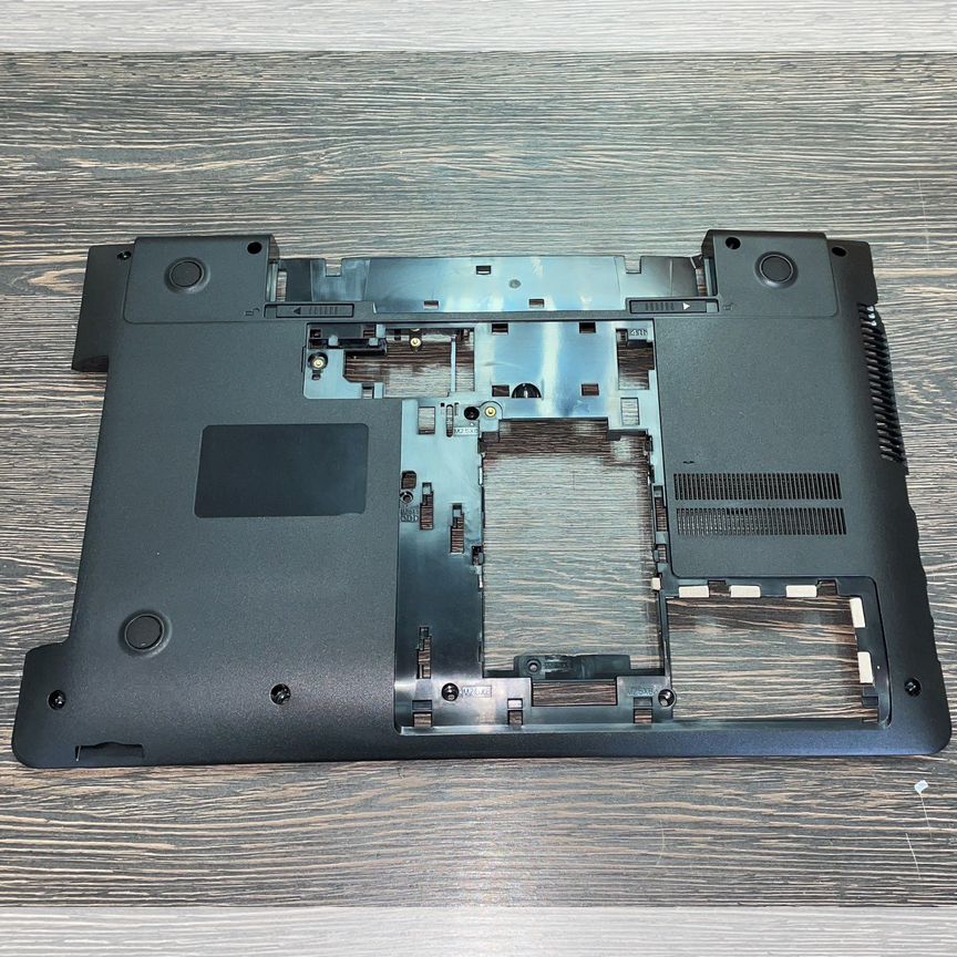 Поддон (корпус D ) Samsung np355v5a новый