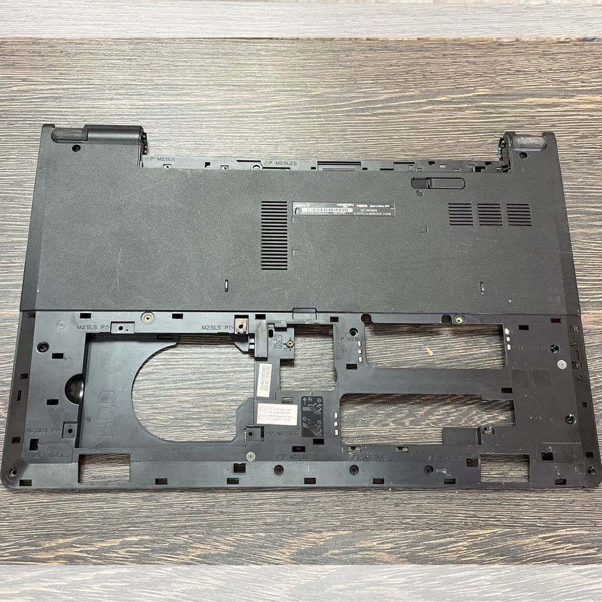 Поддон Dell Inspiron 15 3552 3558