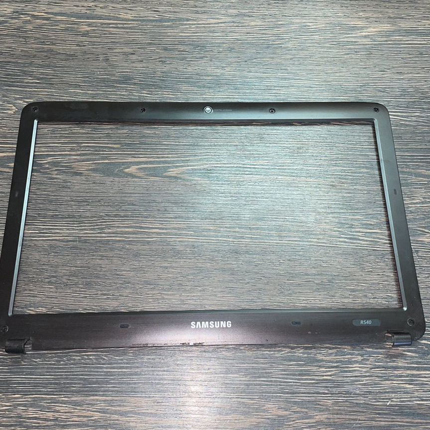 Рамка матрицы samsung r540