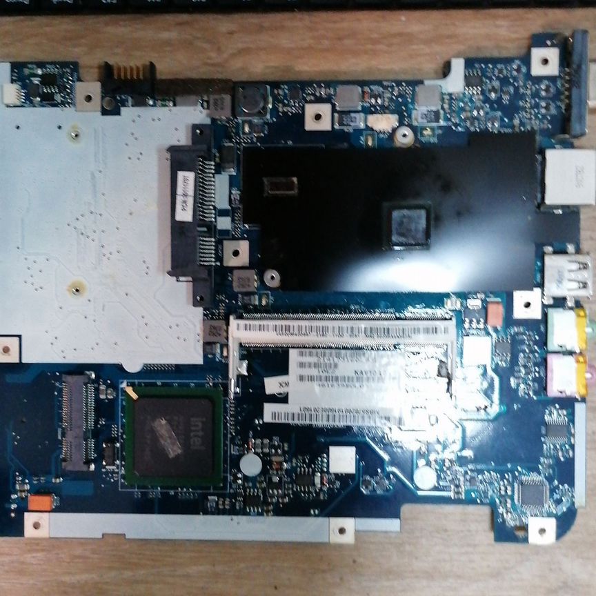 Материнская плата Acer aspire one KAV 10