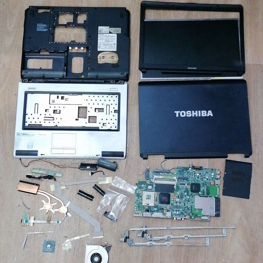 Toshiba satellite l40-14f разбор, ремонт, запчасти