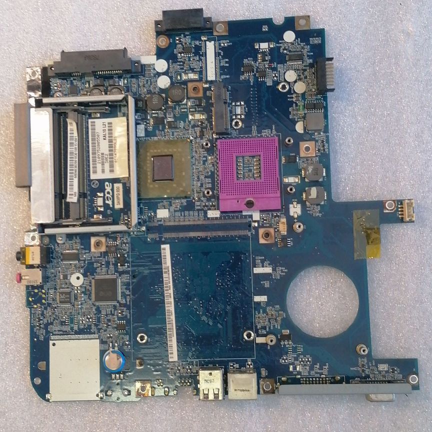 Материнская плата Acer emachines e510