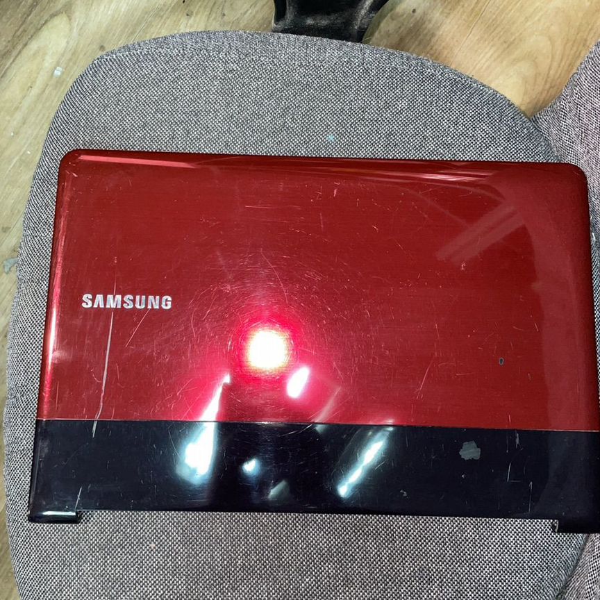 Крышка матрицы (A) красный для Samsung RC510 rc520