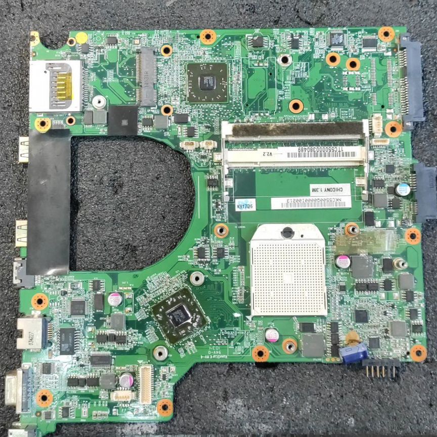 Материнская плата DNS c5001q