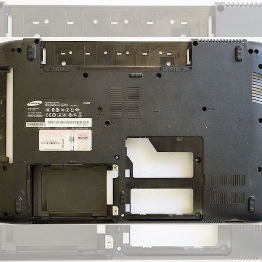 Поддон BA81-08472A Samsung R580 R590