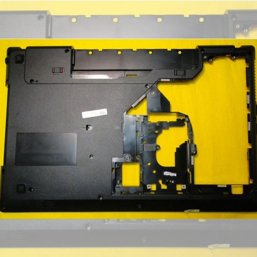 Поддон новый lenovo g780 g770
