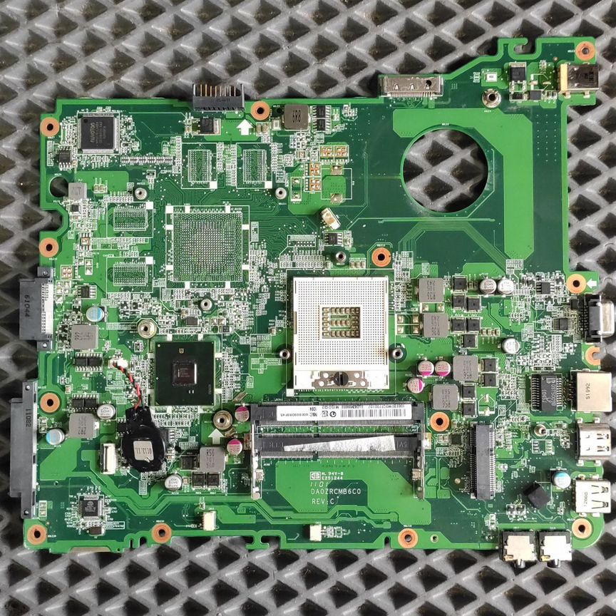 Материнская плата Acer E732