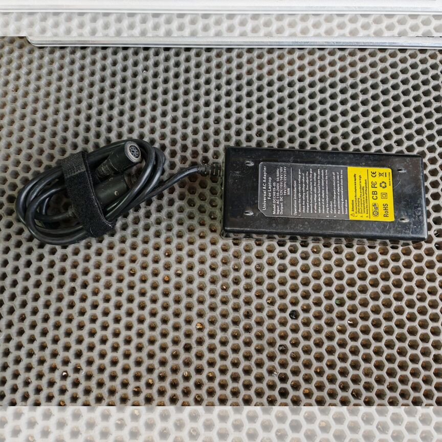 Блок питания 12-24v 90w