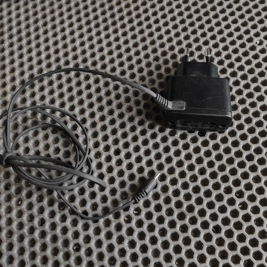 Блок зарядки Nokia 5v 0.3a