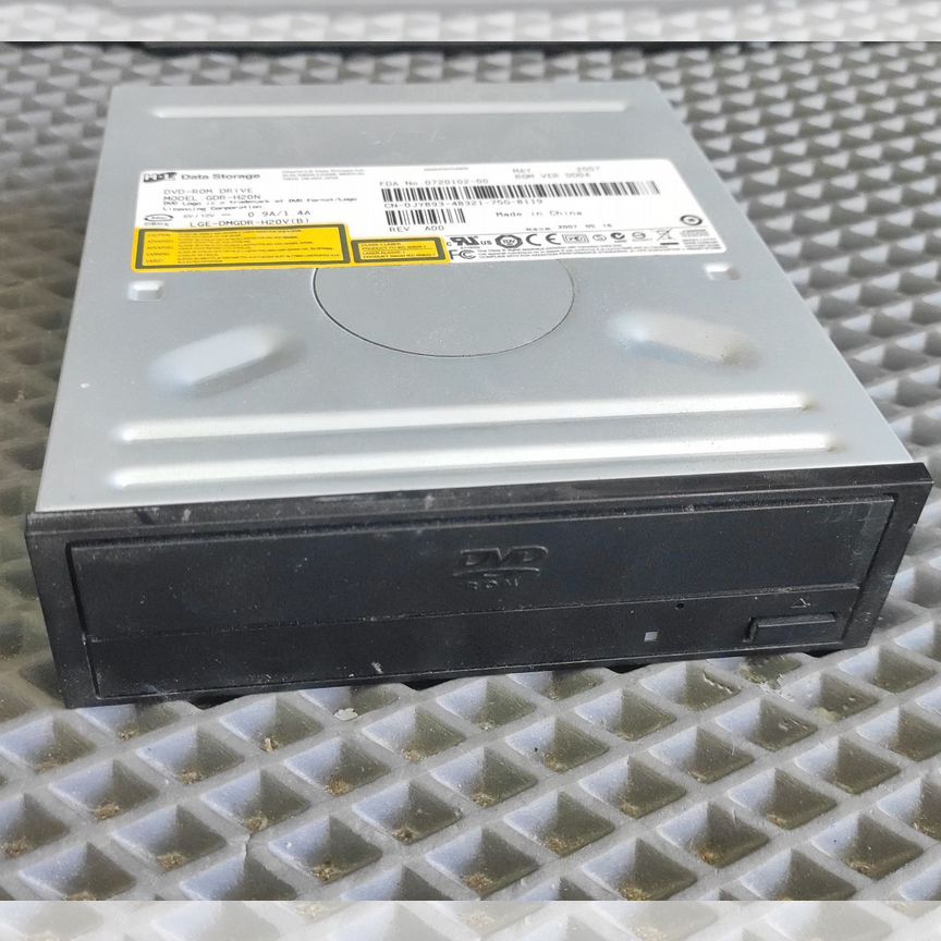 DVD привод SATA