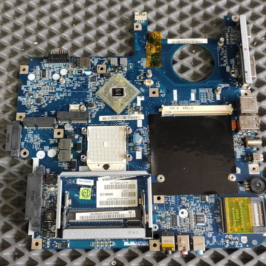 Нерабочая плата ICW50 LA-3581p
