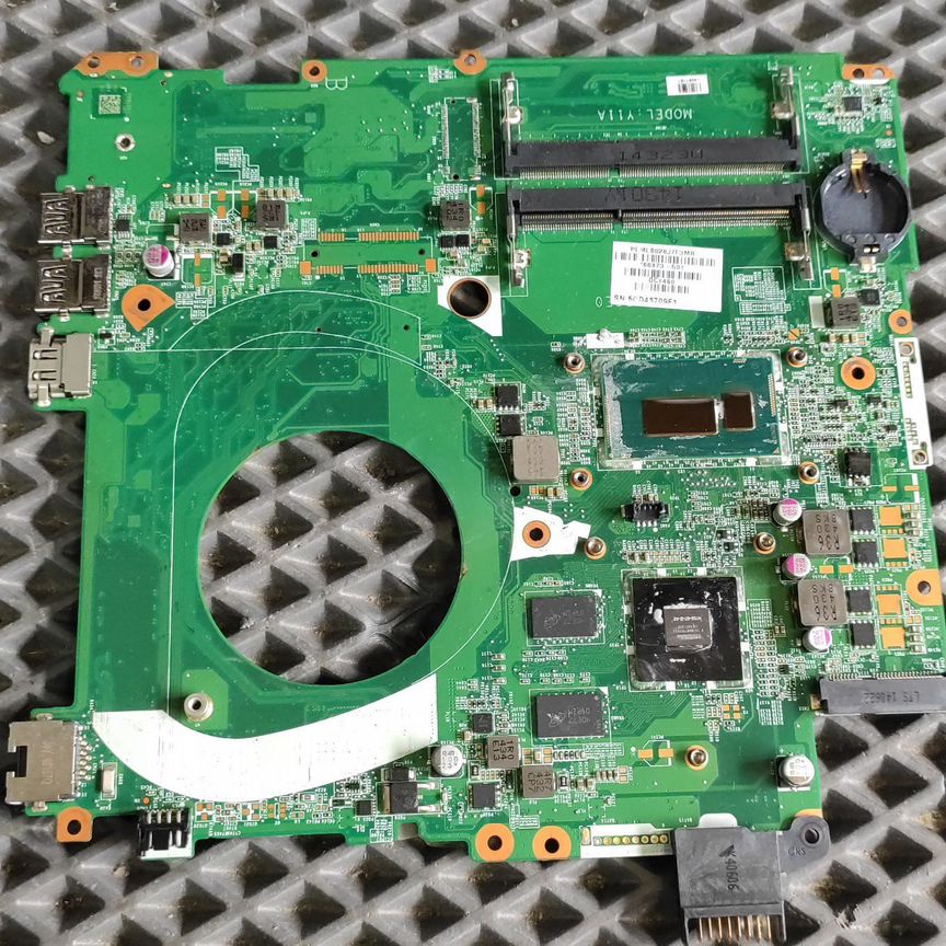 Нерабочая плата HP 15-P