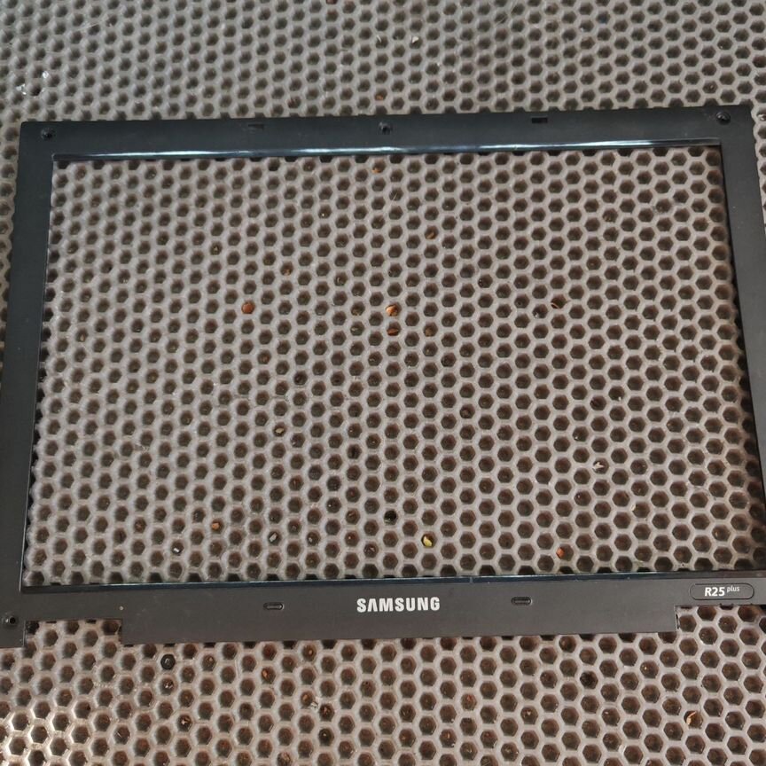 Рамка матрицы Samsung R25