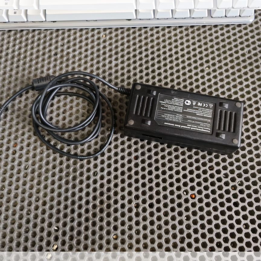 Универсальный блок питания 12-24v 90w