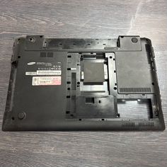 Поддон ноутбука samsung rv515 rv520