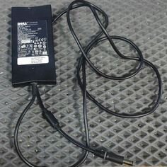 Блок питания Dell 4.62A