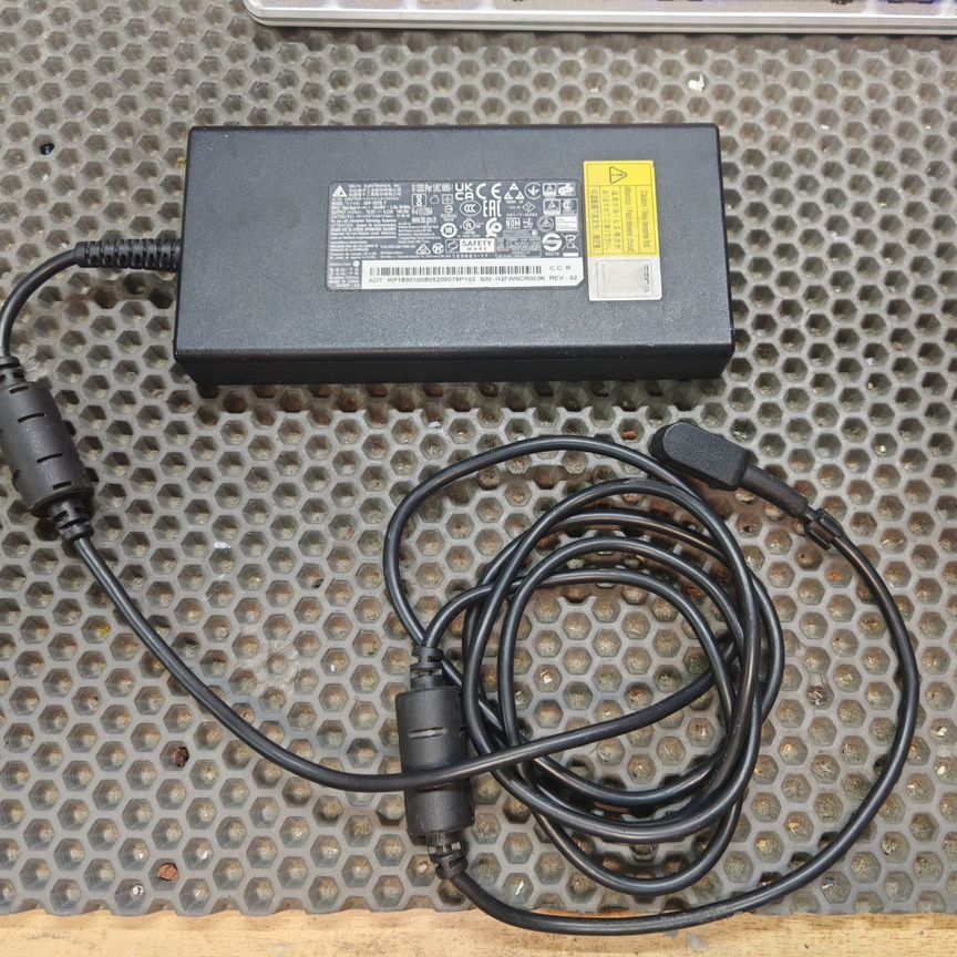 Блок питания для ноутбука Acer 180W