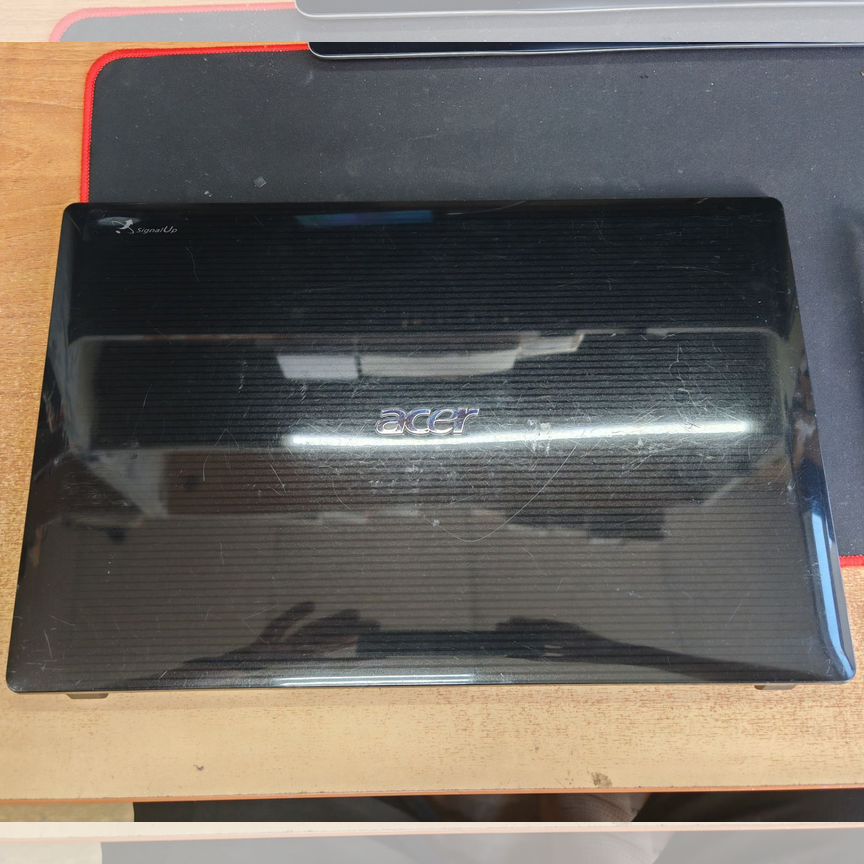 Крышка матрицы Acer 5820G и петли